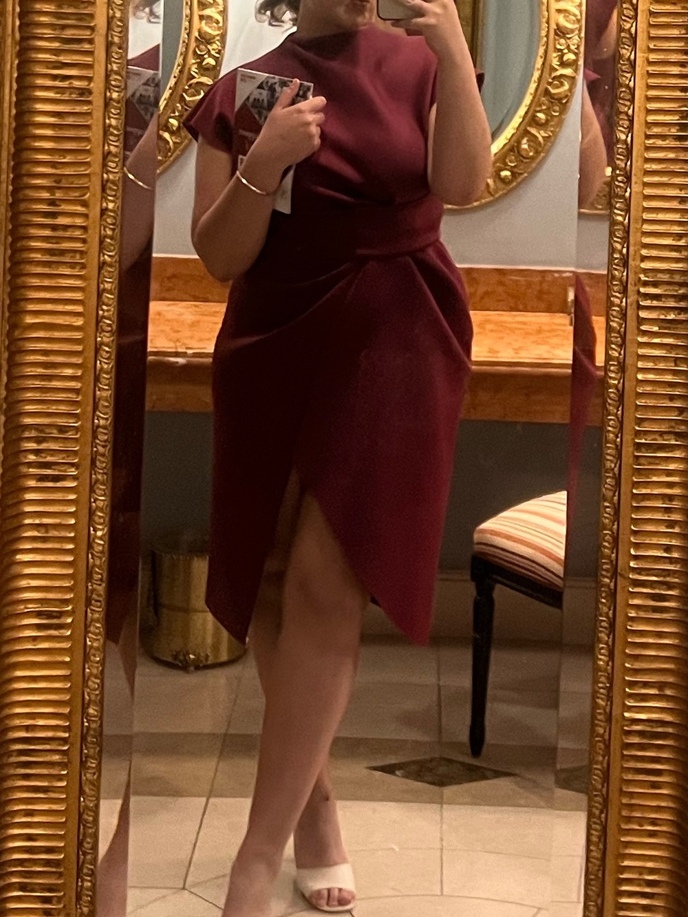 Elegant Raspberry Dress with Open Back - Picture 3 of 3